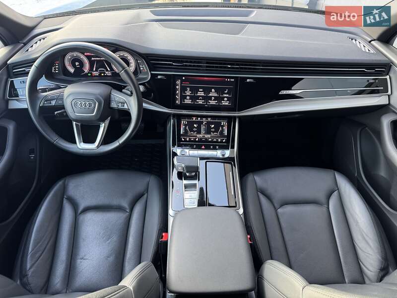 Позашляховик / Кросовер Audi Q7 2020 в Луцьку