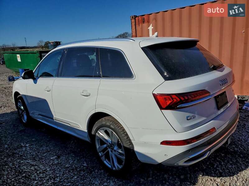 Внедорожник / Кроссовер Audi Q7 2020 в Киеве