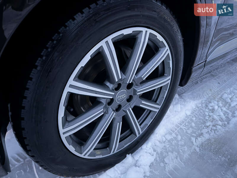 Внедорожник / Кроссовер Audi Q7 2016 в Львове