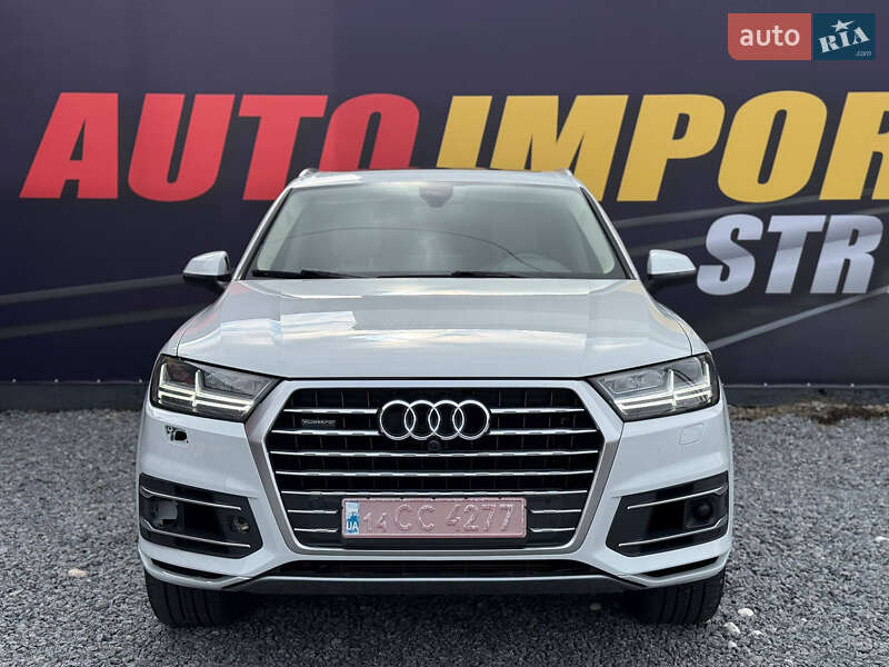 Внедорожник / Кроссовер Audi Q7 2018 в Стрые