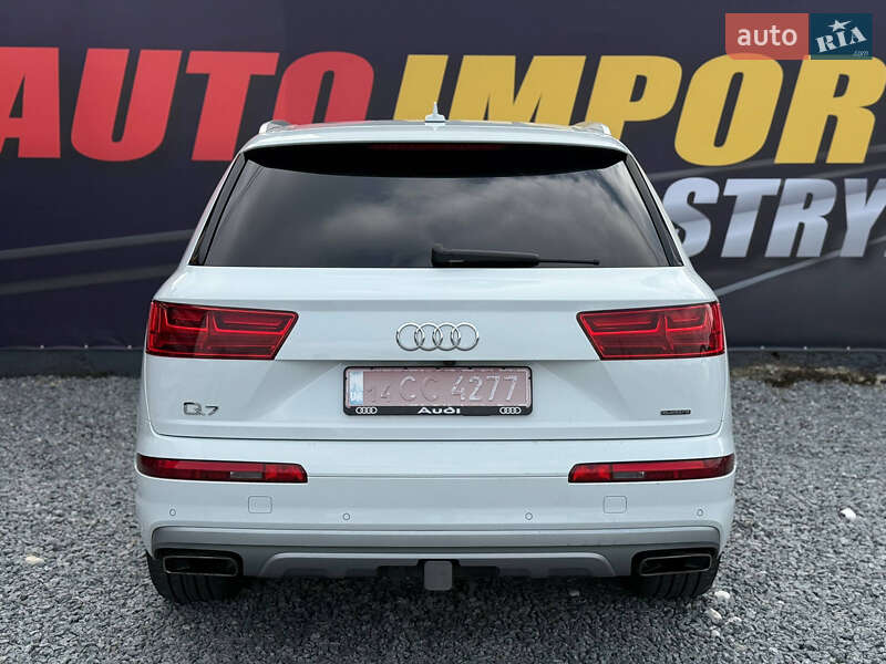 Внедорожник / Кроссовер Audi Q7 2018 в Стрые