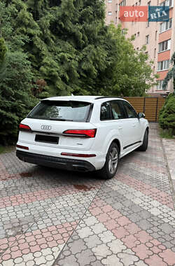 Внедорожник / Кроссовер Audi Q7 2025 в Киеве