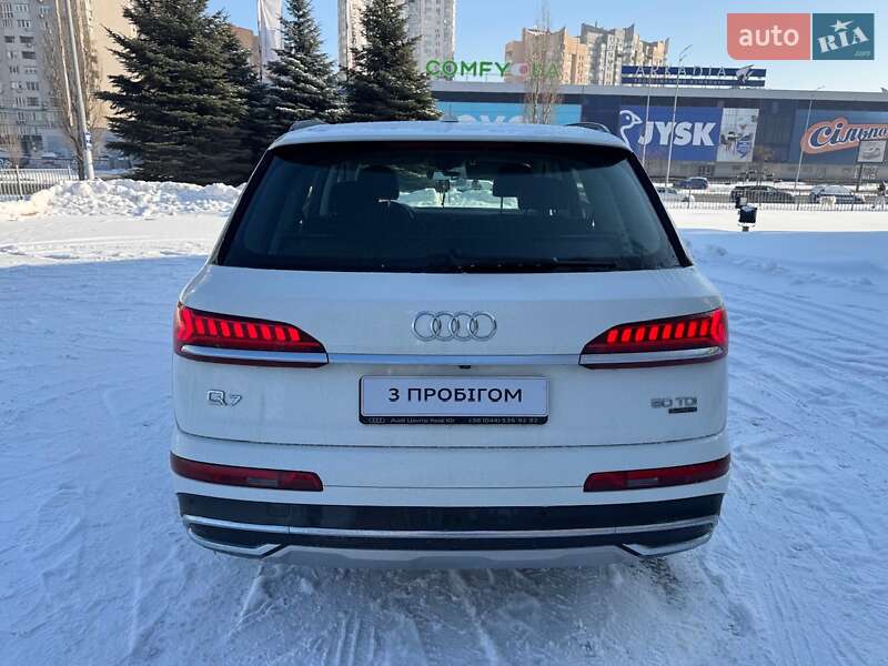 Внедорожник / Кроссовер Audi Q7 2020 в Киеве