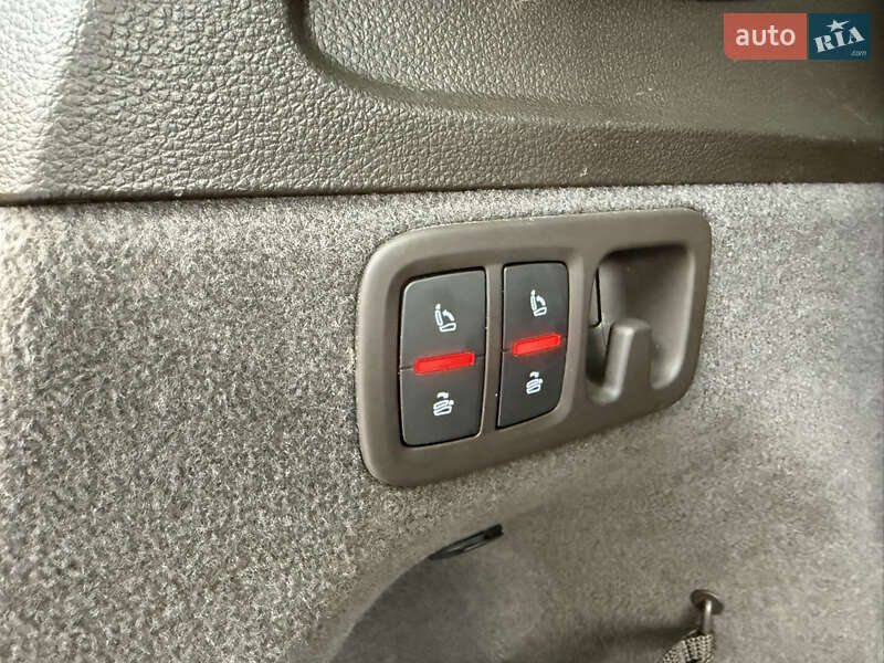 Внедорожник / Кроссовер Audi Q7 2017 в Львове