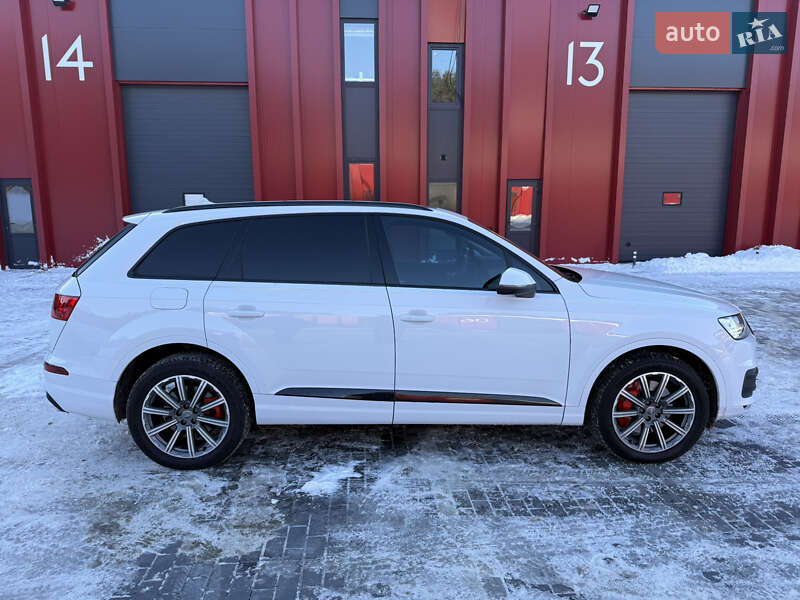 Внедорожник / Кроссовер Audi Q7 2018 в Львове