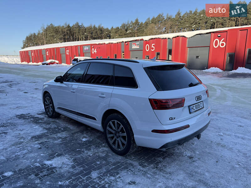 Внедорожник / Кроссовер Audi Q7 2018 в Львове