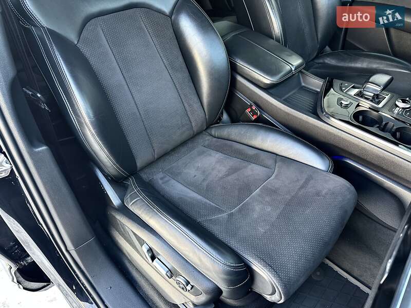 Внедорожник / Кроссовер Audi Q7 2017 в Киеве