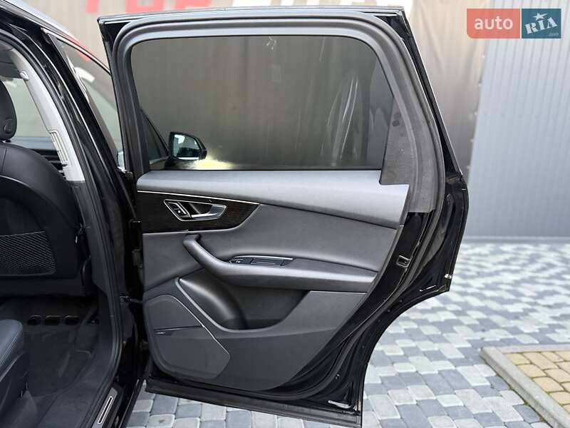 Внедорожник / Кроссовер Audi Q7 2020 в Львове