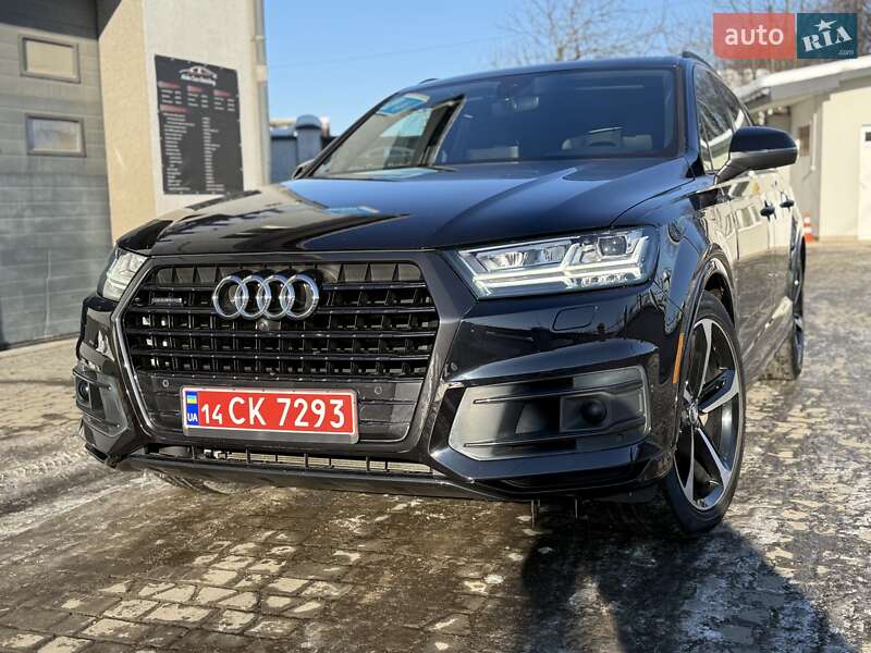 Позашляховик / Кросовер Audi Q7 2018 в Дрогобичі