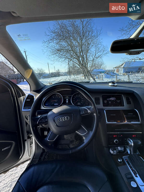 Внедорожник / Кроссовер Audi Q7 2015 в Подольске