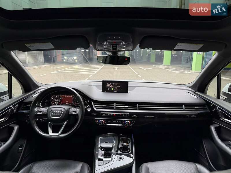 Внедорожник / Кроссовер Audi Q7 2016 в Киеве