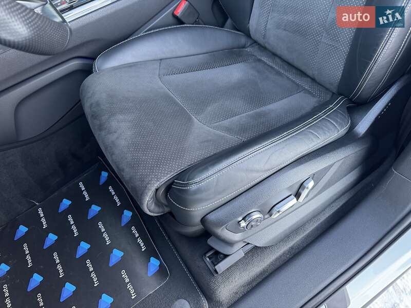 Внедорожник / Кроссовер Audi Q7 2017 в Ровно