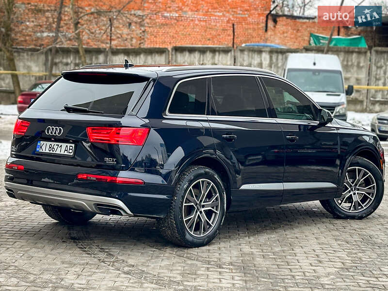 Внедорожник / Кроссовер Audi Q7 2016 в Хмельницком