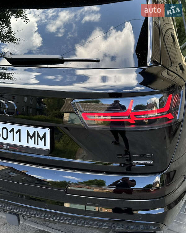 Внедорожник / Кроссовер Audi Q7 2019 в Сумах