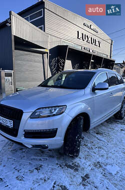 Позашляховик / Кросовер Audi Q7 2015 в Подільську