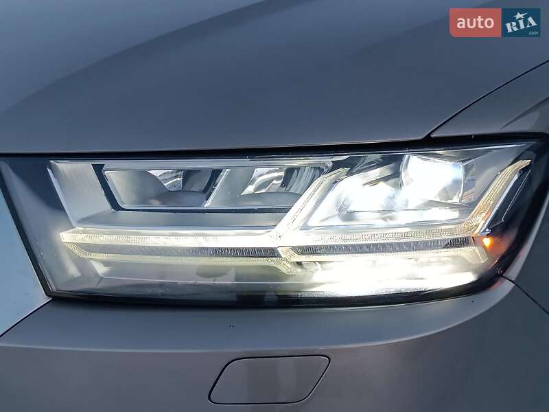 Внедорожник / Кроссовер Audi Q7 2017 в Львове