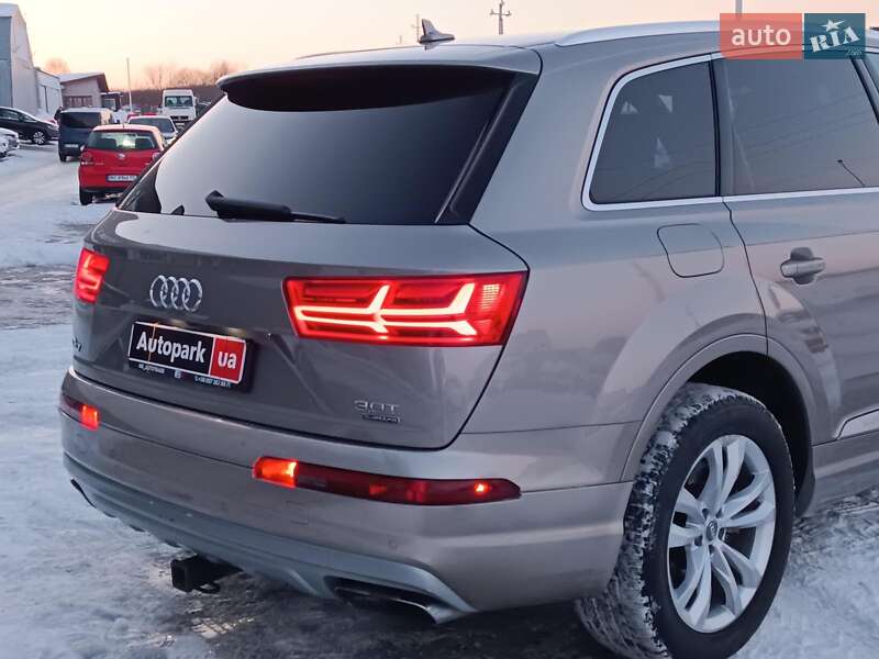 Внедорожник / Кроссовер Audi Q7 2017 в Львове