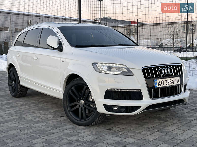 Внедорожник / Кроссовер Audi Q7 2012 в Мукачево