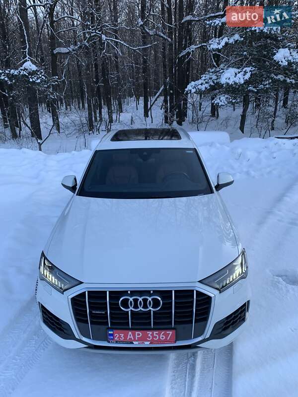 Позашляховик / Кросовер Audi Q7 2023 в Рівному