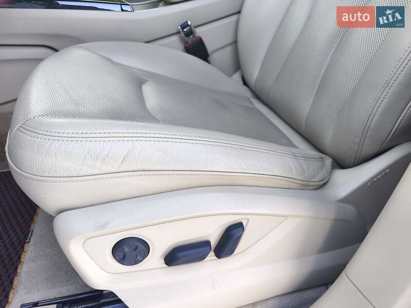 Позашляховик / Кросовер Audi Q7 2018 в Дніпрі