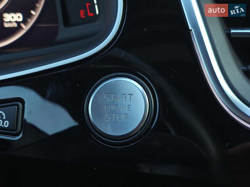 Позашляховик / Кросовер Audi Q7 2018 в Дніпрі