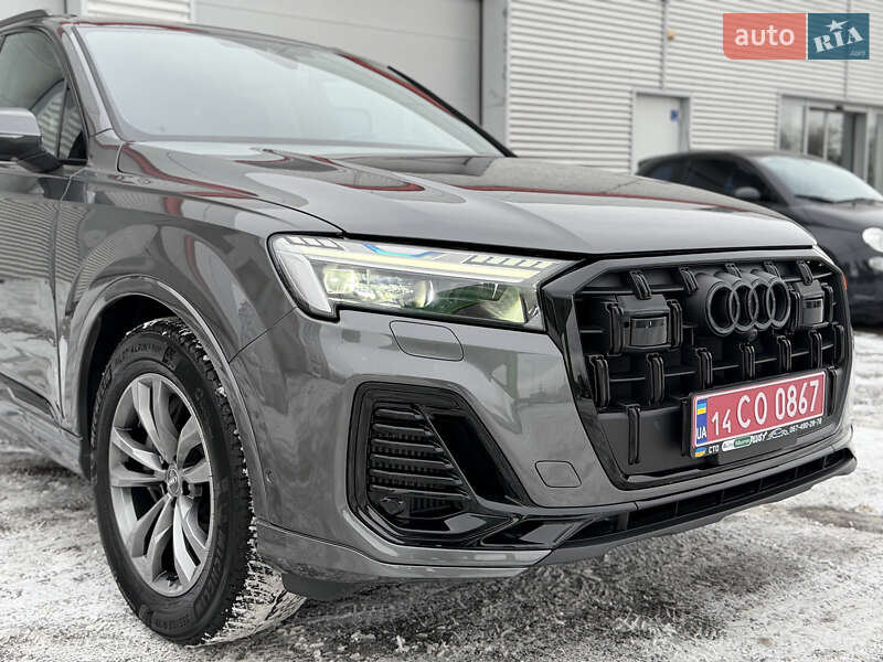 Позашляховик / Кросовер Audi Q7 2025 в Києві
