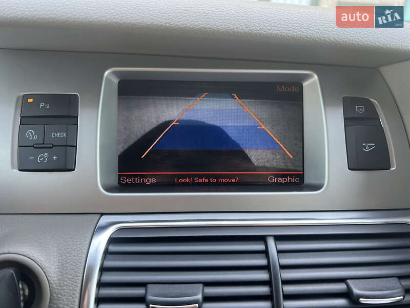 Внедорожник / Кроссовер Audi Q7 2006 в Черновцах