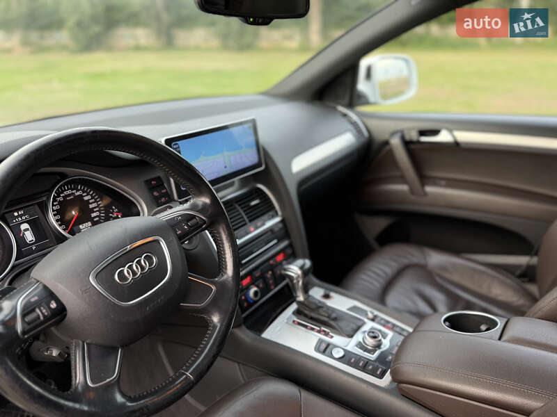Позашляховик / Кросовер Audi Q7 2014 в Самборі