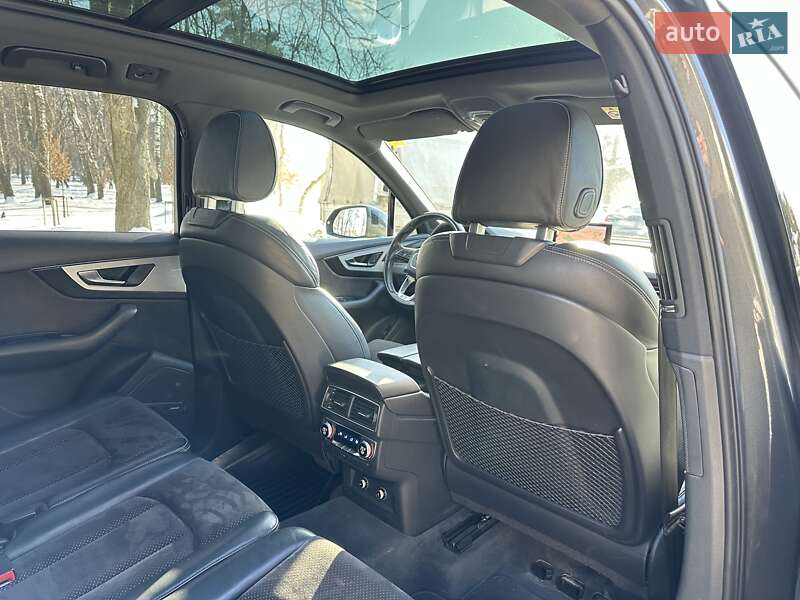 Внедорожник / Кроссовер Audi Q7 2017 в Львове фото 27 Внедорожник / Кроссовер Audi Q7 2017 в Львове