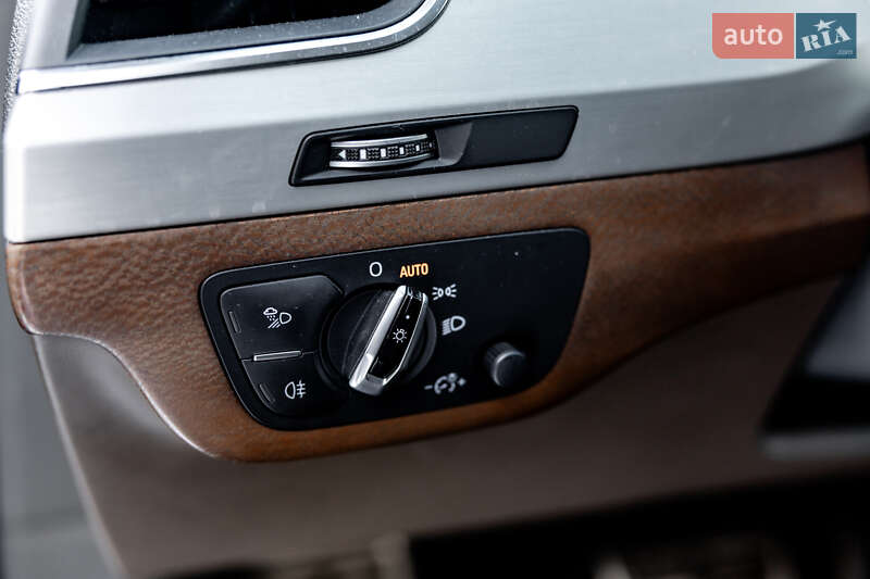 Внедорожник / Кроссовер Audi Q7 2016 в Житомире