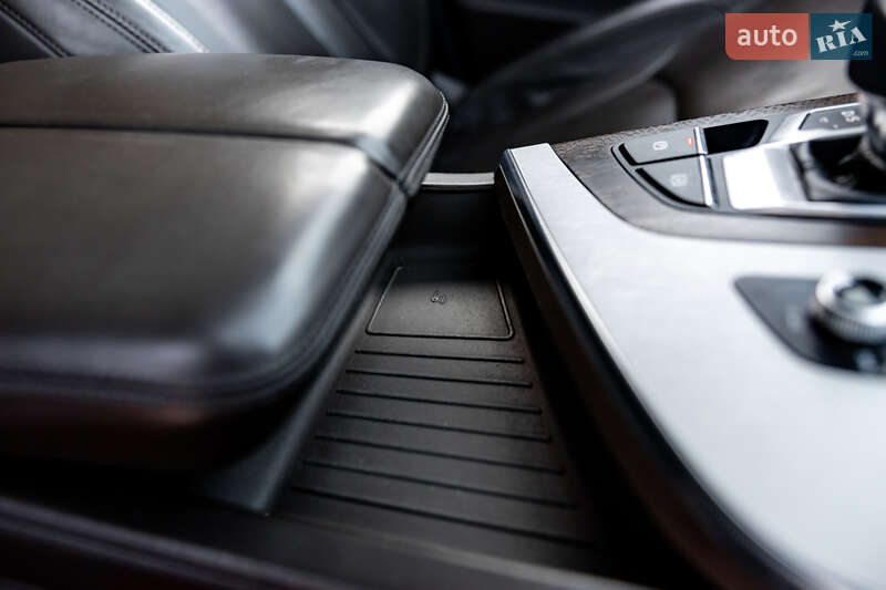 Внедорожник / Кроссовер Audi Q7 2016 в Житомире