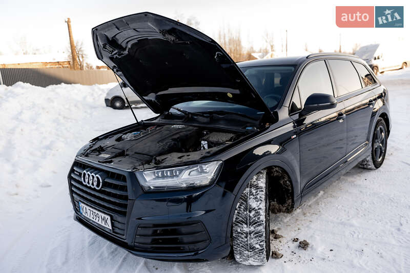 Внедорожник / Кроссовер Audi Q7 2016 в Житомире