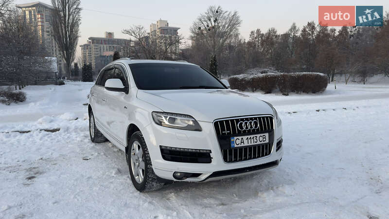 Внедорожник / Кроссовер Audi Q7 2015 в Киеве