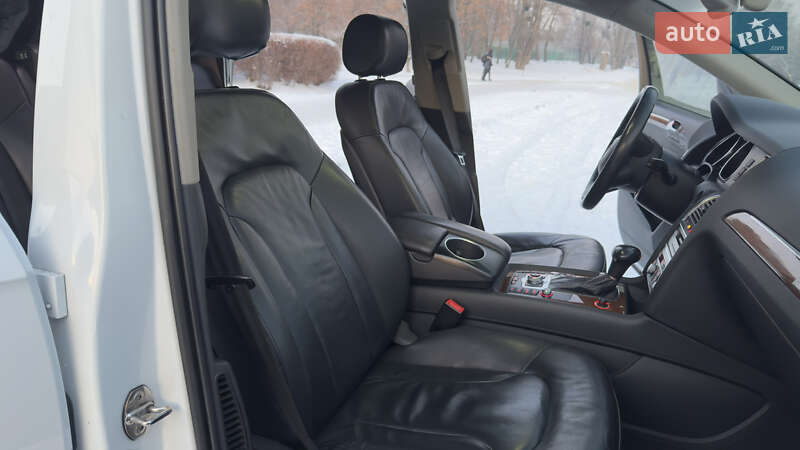 Внедорожник / Кроссовер Audi Q7 2015 в Киеве фото 19 Внедорожник / Кроссовер Audi Q7 2015 в Киеве