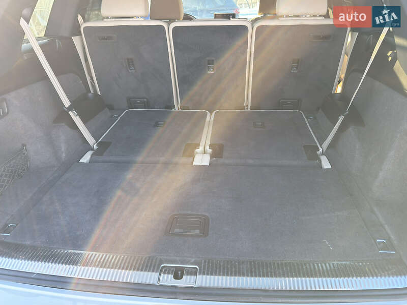 Внедорожник / Кроссовер Audi Q7 2017 в Каменском фото 30 Внедорожник / Кроссовер Audi Q7 2017 в Каменском