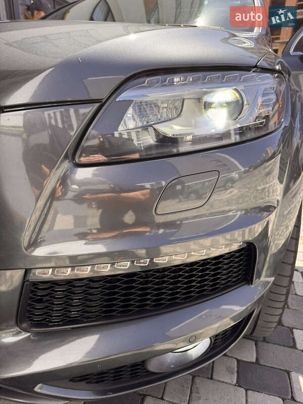 Внедорожник / Кроссовер Audi Q7 2013 в Черновцах