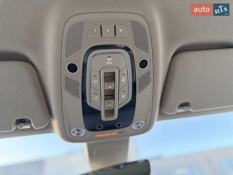 Внедорожник / Кроссовер Audi Q7 2016 в Киеве