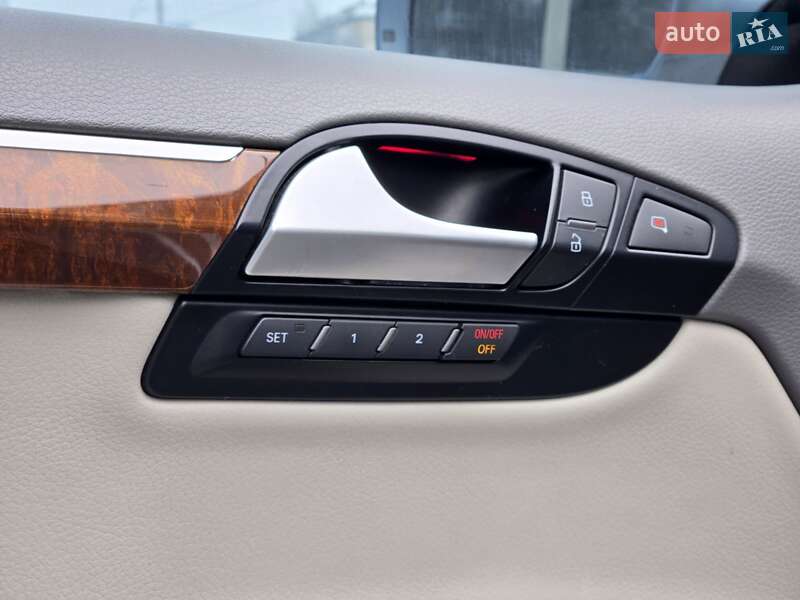 Позашляховик / Кросовер Audi Q7 2014 в Києві фото 14 Позашляховик / Кросовер Audi Q7 2014 в Києві