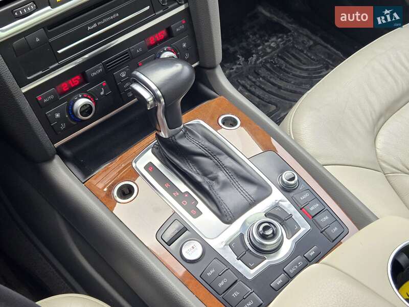 Позашляховик / Кросовер Audi Q7 2014 в Києві фото 24 Позашляховик / Кросовер Audi Q7 2014 в Києві