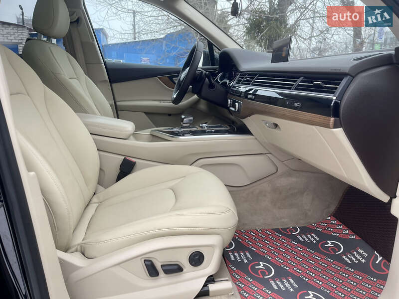 Внедорожник / Кроссовер Audi Q7 2016 в Киеве фото 31 Внедорожник / Кроссовер Audi Q7 2016 в Киеве