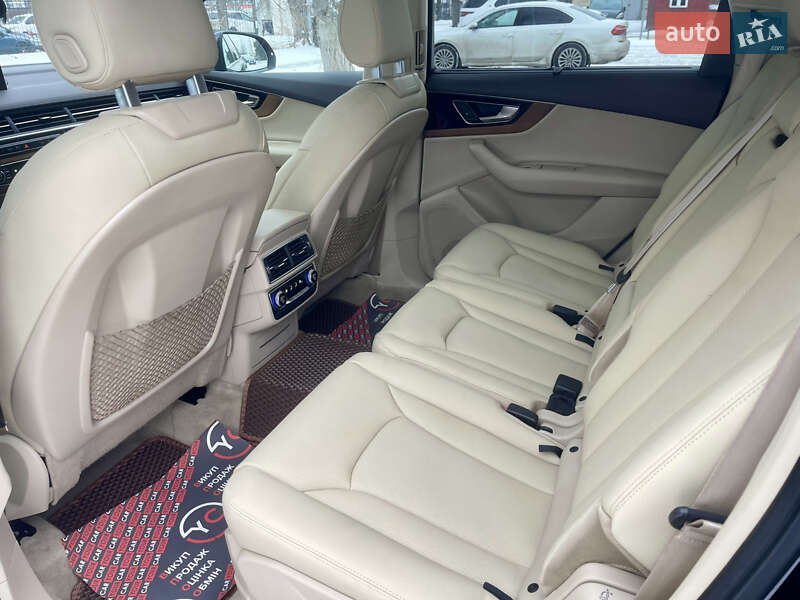 Внедорожник / Кроссовер Audi Q7 2016 в Киеве фото 41 Внедорожник / Кроссовер Audi Q7 2016 в Киеве