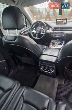 Внедорожник / Кроссовер Audi Q7 2015 в Тячеве