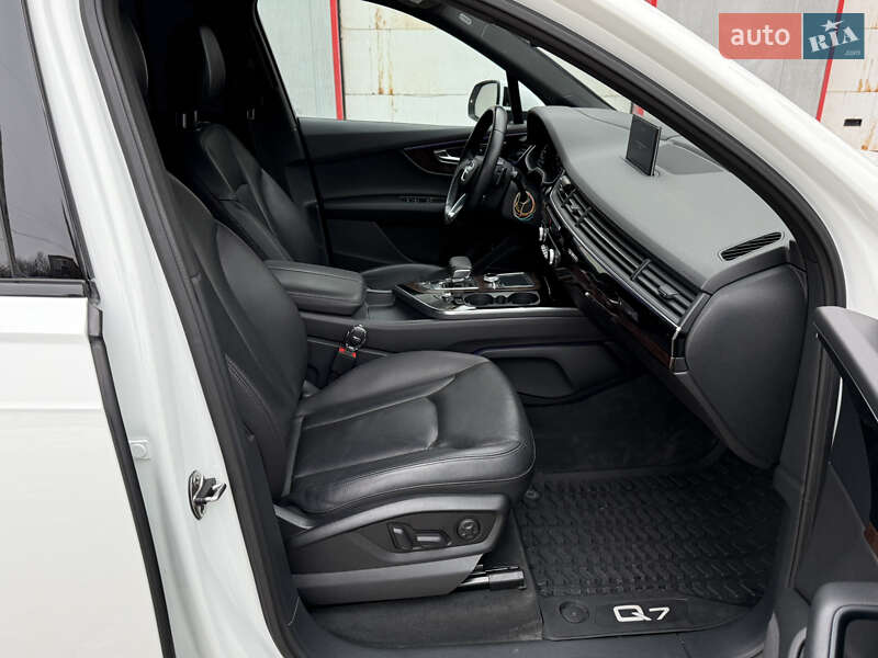 Внедорожник / Кроссовер Audi Q7 2016 в Хмельницком фото 45 Внедорожник / Кроссовер Audi Q7 2016 в Хмельницком