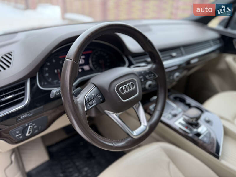 Внедорожник / Кроссовер Audi Q7 2016 в Дубно фото 30 Внедорожник / Кроссовер Audi Q7 2016 в Дубно