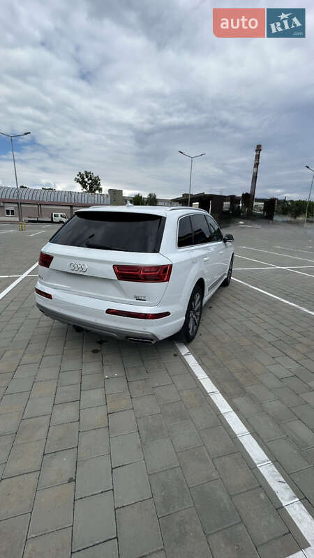 Внедорожник / Кроссовер Audi Q7 2018 в Черкассах