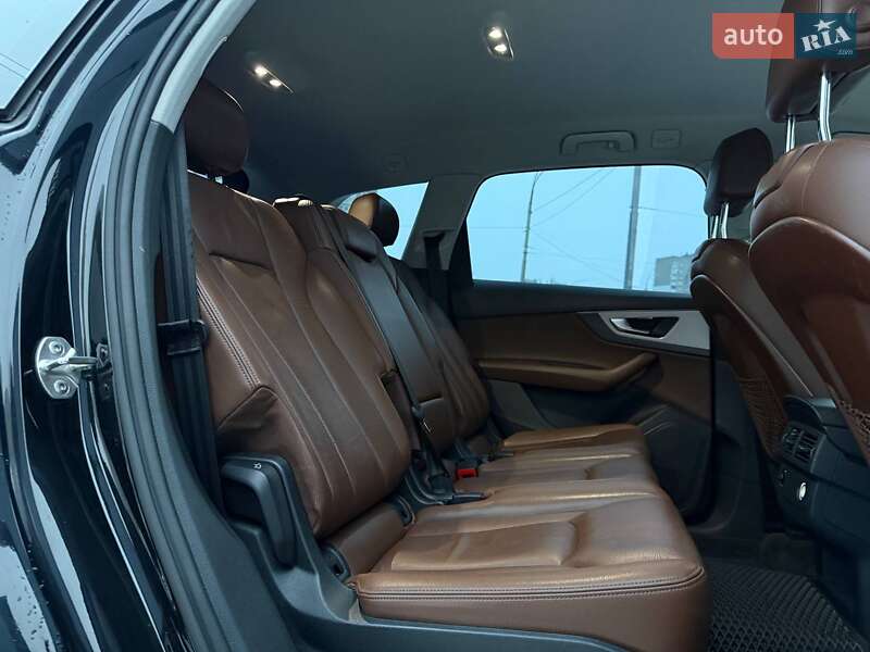 Внедорожник / Кроссовер Audi Q7 2017 в Киеве фото 11 Внедорожник / Кроссовер Audi Q7 2017 в Киеве