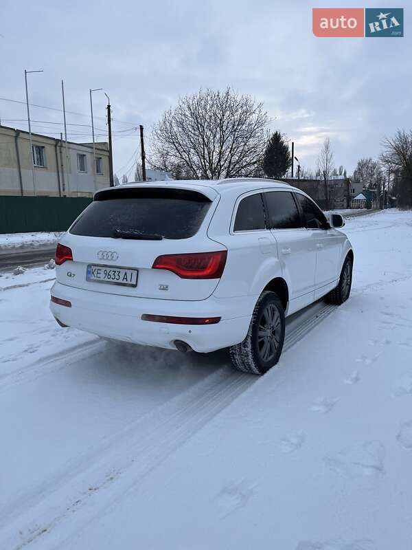 Внедорожник / Кроссовер Audi Q7 2010 в Корсуне-Шевченковском фото 5 Внедорожник / Кроссовер Audi Q7 2010 в Корсуне-Шевченковском