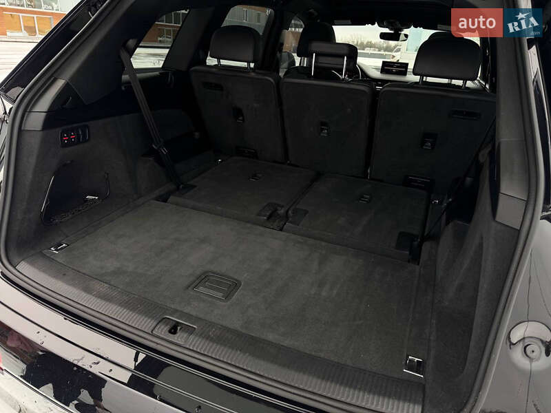 Внедорожник / Кроссовер Audi Q7 2017 в Киеве фото 40 Внедорожник / Кроссовер Audi Q7 2017 в Киеве