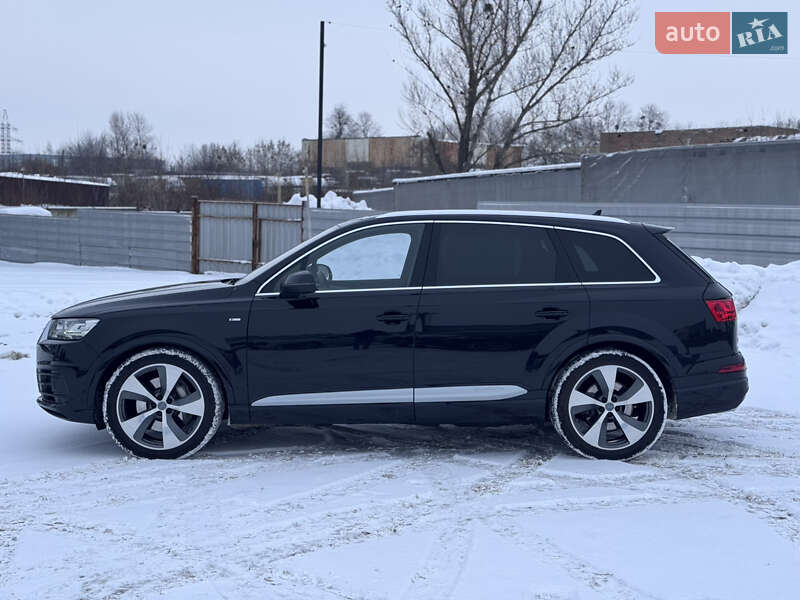 Позашляховик / Кросовер Audi Q7 2017 в Рівному фото 11 Позашляховик / Кросовер Audi Q7 2017 в Рівному