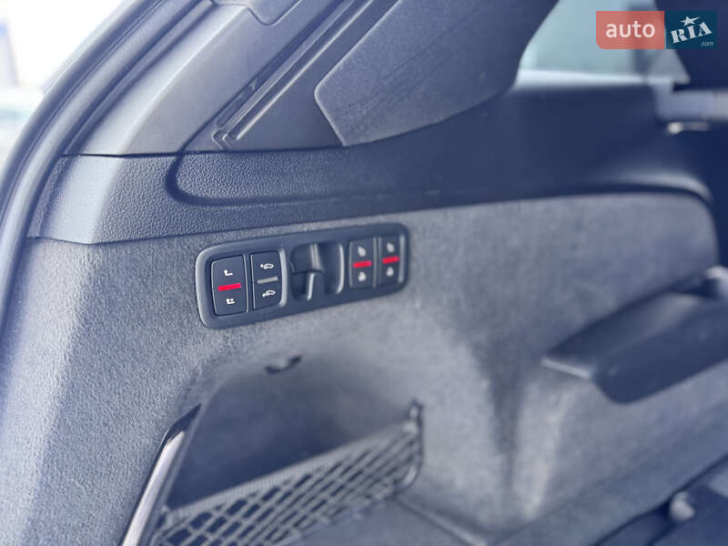 Позашляховик / Кросовер Audi Q7 2017 в Рівному фото 35 Позашляховик / Кросовер Audi Q7 2017 в Рівному